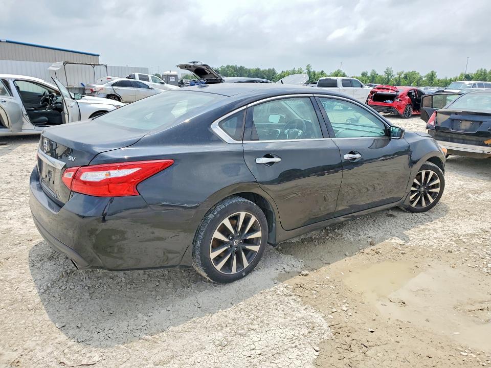 Продажа на аукционе авто 2017 Nissan Altima, vin: 1N4AL3AP2HC493334, номер лота: 52033476