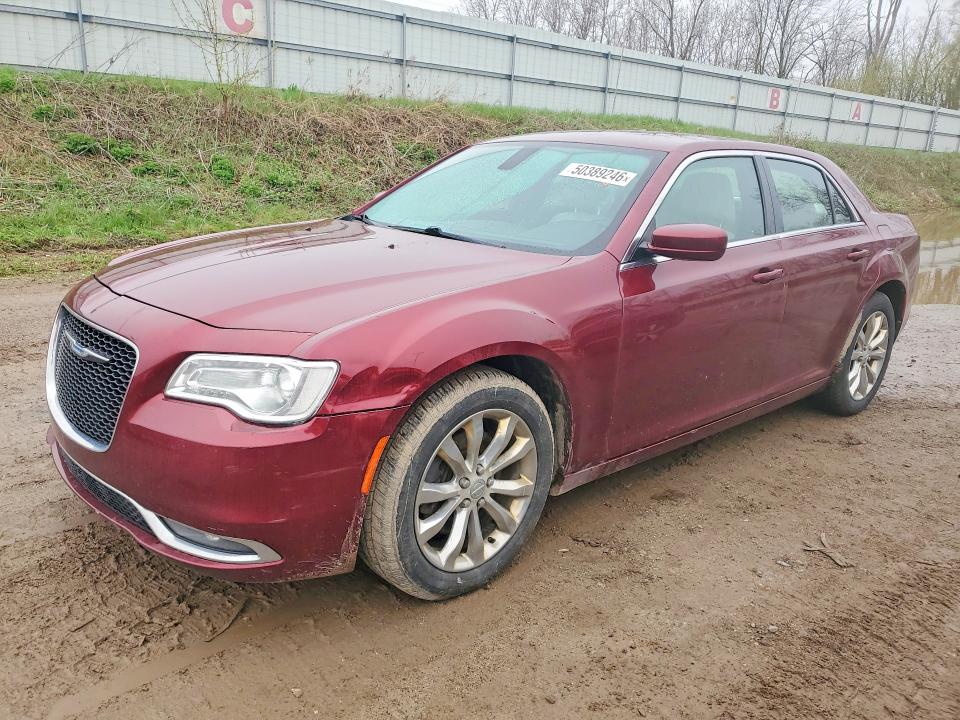 50389246 :رقم المزاد ، 2C3CCARG0FH838967 vin ، 2015 Chrysler 300 مزاد بيع