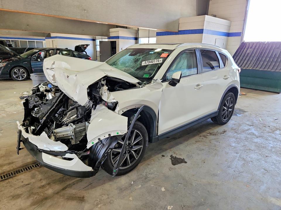 47940176 :رقم المزاد ، JM3KFACM0J1475744 vin ، 2018 Mazda Cx-5 مزاد بيع