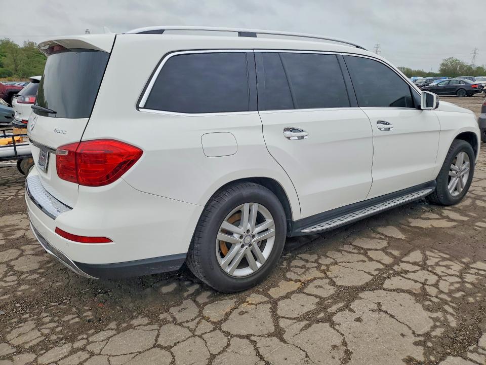 51312376 :رقم المزاد ، 4JGDF6EE1FA476067 vin ، 2015 Mercedes-benz Gl مزاد بيع