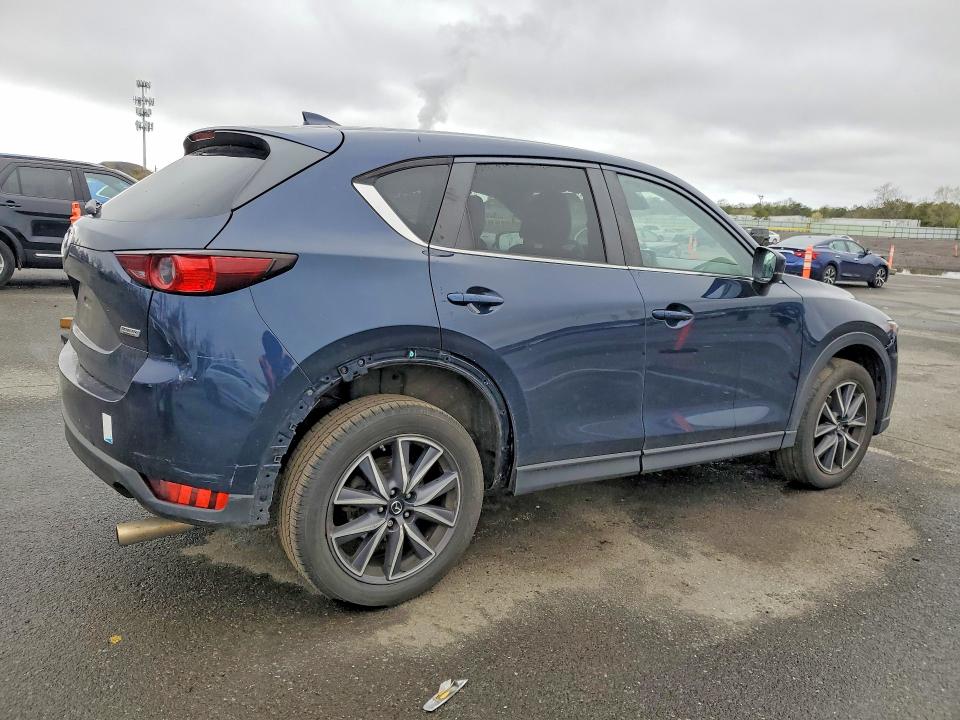 Продаж на аукціоні авто 2018 Mazda Cx-5, vin: JM3KFBCM3J0427327, номер лоту: 50156746