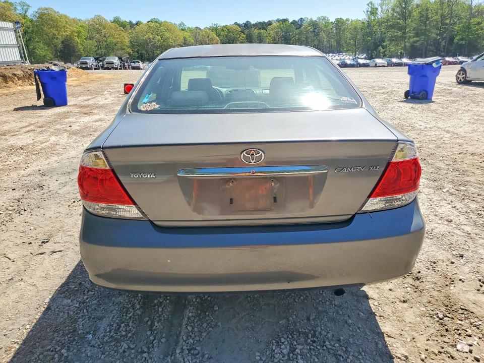 2005 Toyota Camry მანქანა იყიდება აუქციონზე, vin: 4T1BE30K85U597861, აუქციონის ნომერი: 49263036