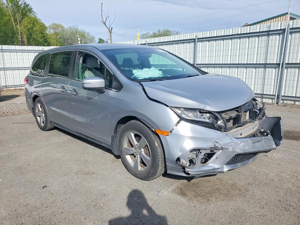 2018 Honda Odyssey მანქანა იყიდება აუქციონზე, vin: 5FNRL6H79JB028000, აუქციონის ნომერი: 51539546