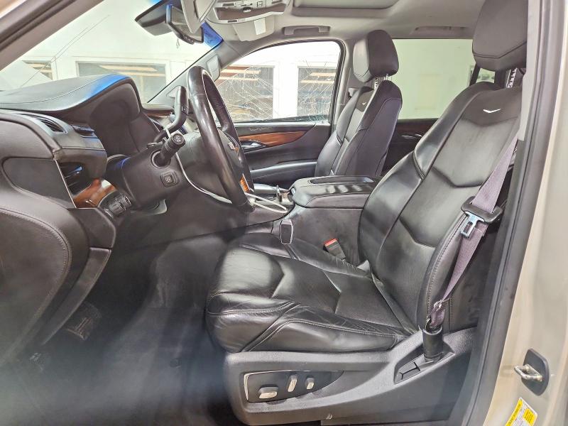 49460756 :رقم المزاد ، 1GYS4MKJ8FR500075 vin ، 2015 Cadillac Escalade مزاد بيع