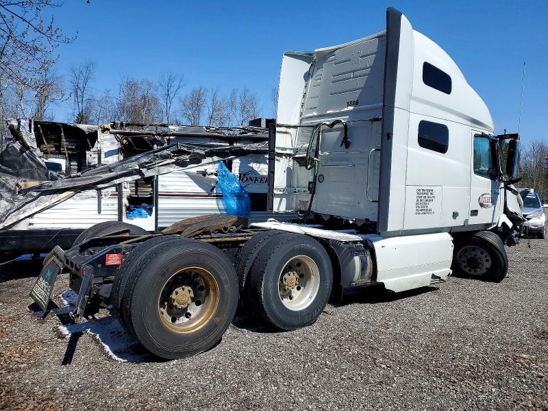 Продаж на аукціоні авто 2023 Volvo Vnl, vin: 4V4NC9EH4PN320424, номер лоту: 48260436