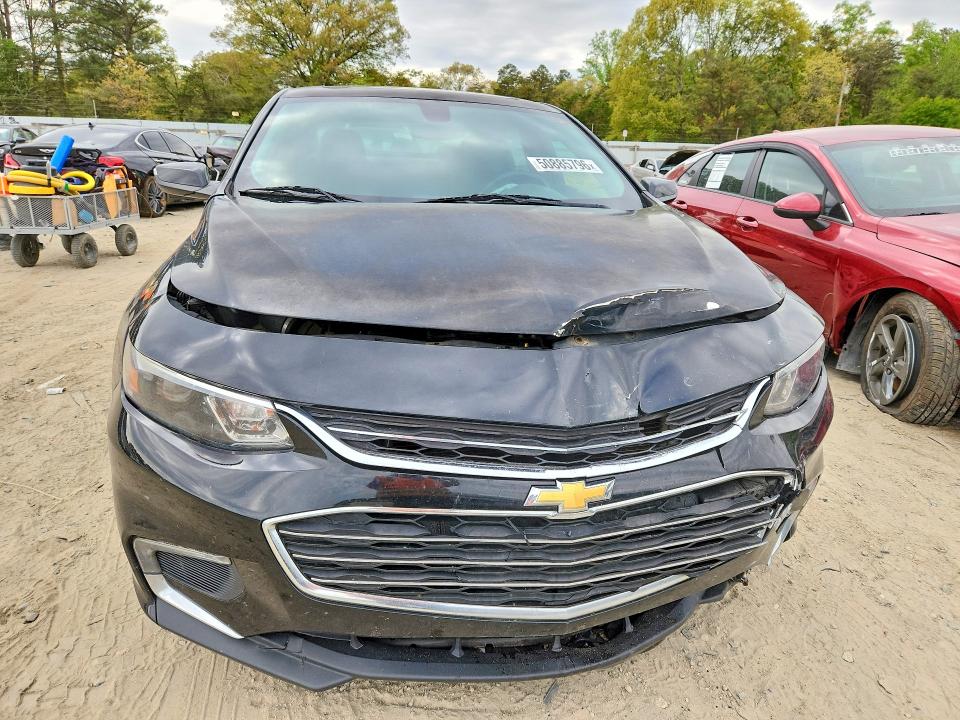 50885796 :رقم المزاد ، 1G1ZD5ST8JF121611 vin ، 2018 Chevrolet Malibu مزاد بيع