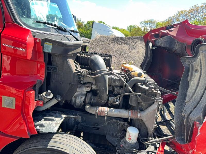 Продажа на аукционе авто 2019 Freigliner Cascadia 126, vin: 3AKJHHDR2KSKD7619, номер лота: 51693116