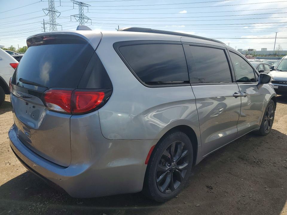 2018 Chrysler Pacifica მანქანა იყიდება აუქციონზე, vin: 2C4RC1EG4JR263321, აუქციონის ნომერი: 51371146