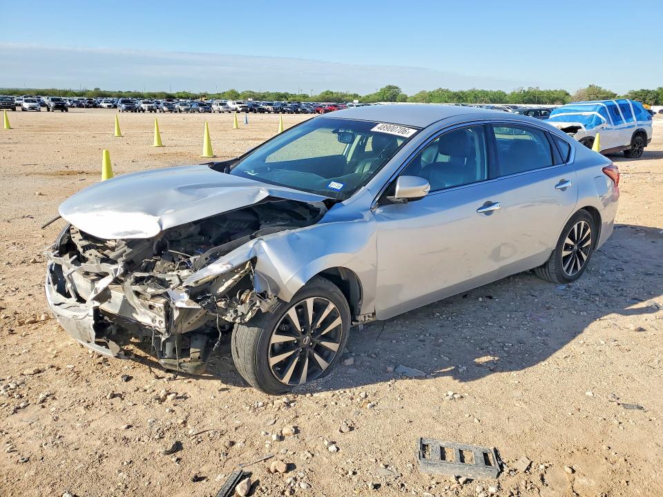 48900706 :رقم المزاد ، 1N4AL3AP9JC201717 vin ، 2018 Nissan Altima مزاد بيع