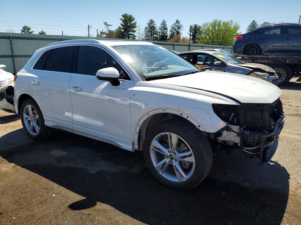Продажа на аукционе авто 2021 Audi Q3, vin: WA1EECF31M1039037, номер лота: 50934116