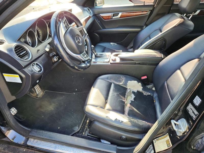 Продажа на аукционе авто 2013 Mercedes-benz C, vin: WDDGF4HB8DR259871, номер лота: 50113076