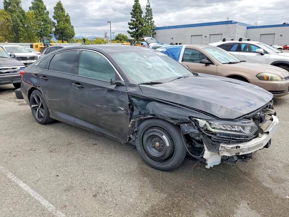 Продажа на аукционе авто 2018 Honda Accord, vin: 1HGCV1F38JA025652, номер лота: 50907996