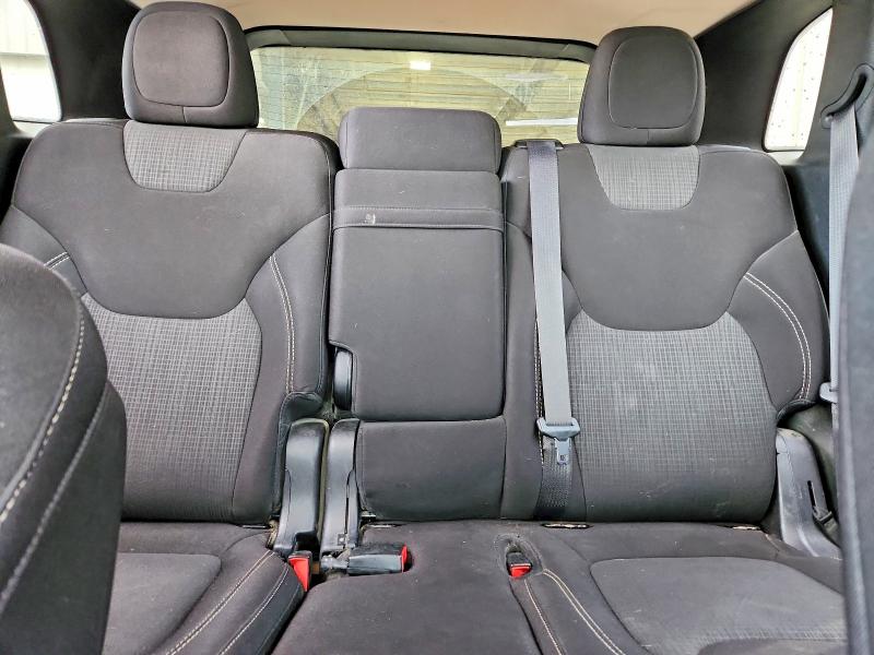 49450466 :رقم المزاد ، 1C4PJMCB1FW641115 vin ، 2015 Jeep Cherokee مزاد بيع