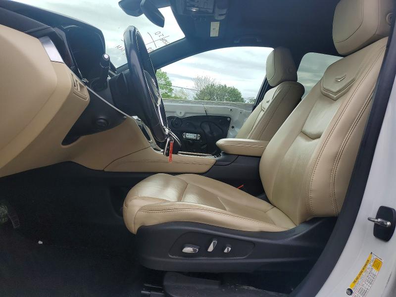 49426316 :رقم المزاد ، 1GYKNFRS3JZ186657 vin ، 2018 Cadillac Xt5 مزاد بيع