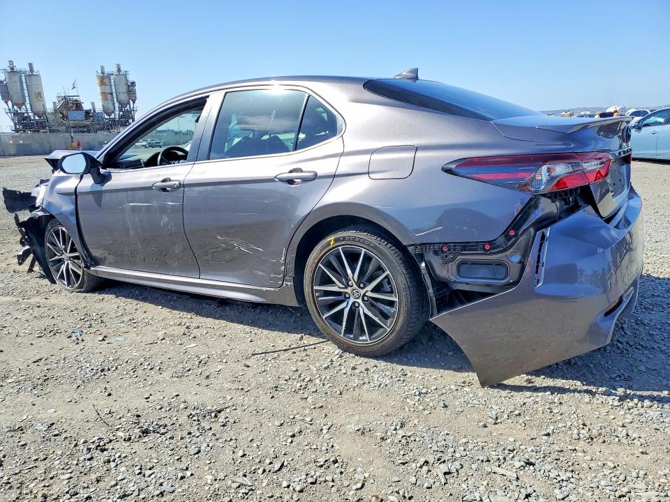 Продажа на аукционе авто 2023 Toyota Camry, vin: 4T1G11AK2PU744490, номер лота: 51724346