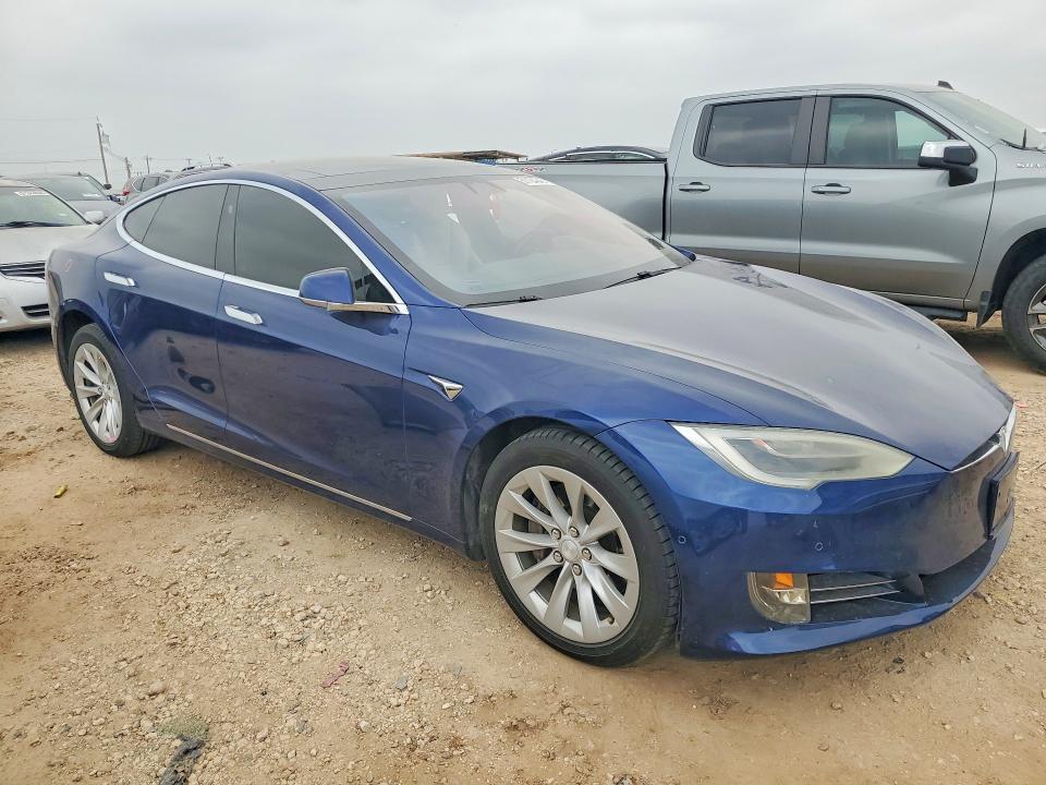 Продажа на аукционе авто 2017 Tesla Model S, vin: 5YJSA1E24HF188136, номер лота: 51124246