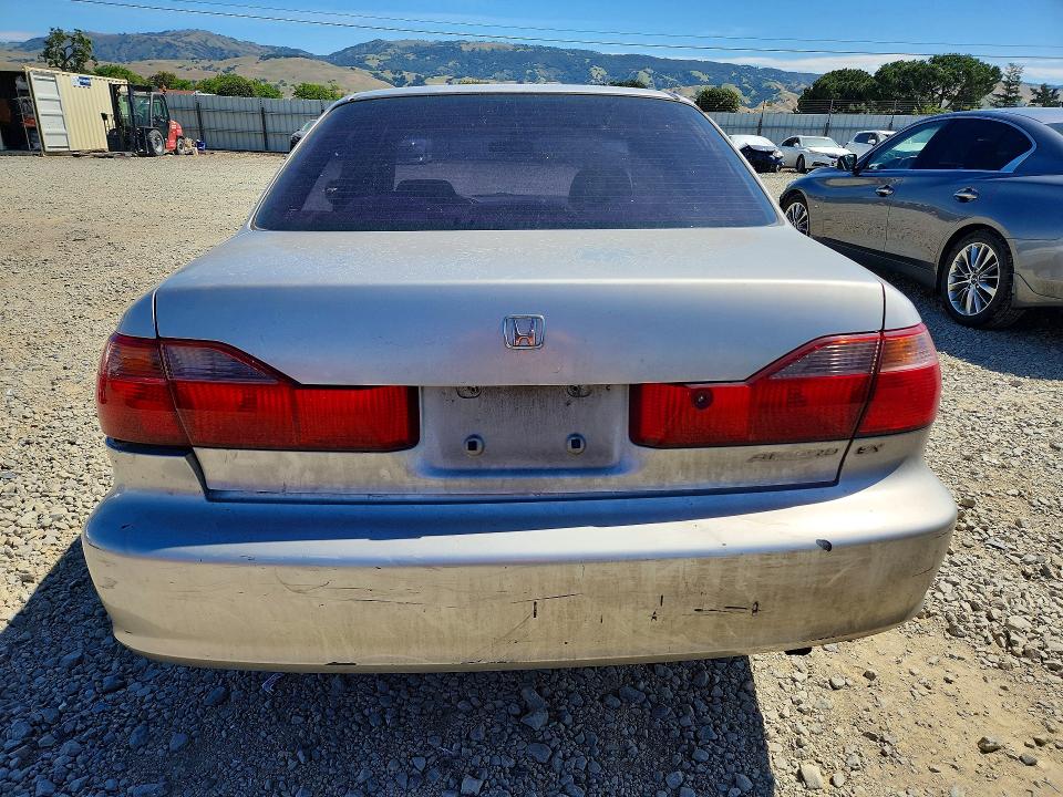 47427476 :رقم المزاد ، JHMCG5557XC052632 vin ، 1999 Hond Accord مزاد بيع