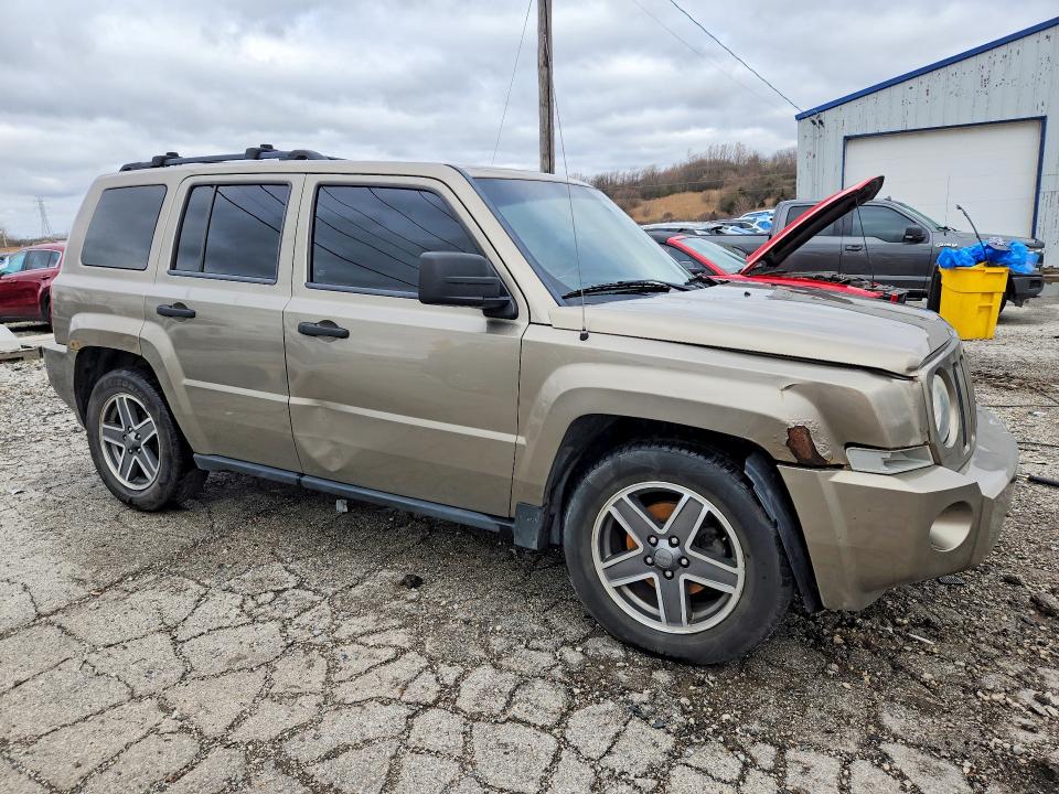 48582536 :رقم المزاد ، 1J8FT28W98D756915 vin ، 2008 Jeep Patriot مزاد بيع