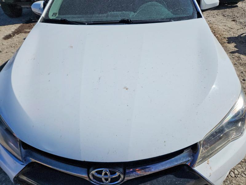 50768996 :رقم المزاد ، 4T1BF1FK7GU260805 vin ، 2016 Toyota Camry مزاد بيع