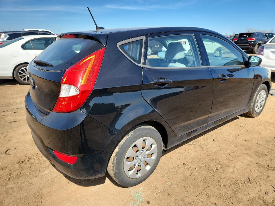 2017 Hyundai Accent მანქანა იყიდება აუქციონზე, vin: KMHCT5AE0HU326182, აუქციონის ნომერი: 48120616
