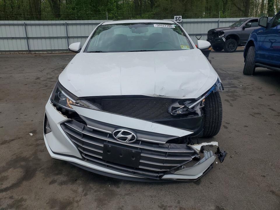 2020 Hyundai Elantra მანქანა იყიდება აუქციონზე, vin: 5NPD84LF5LH627415, აუქციონის ნომერი: 50922396