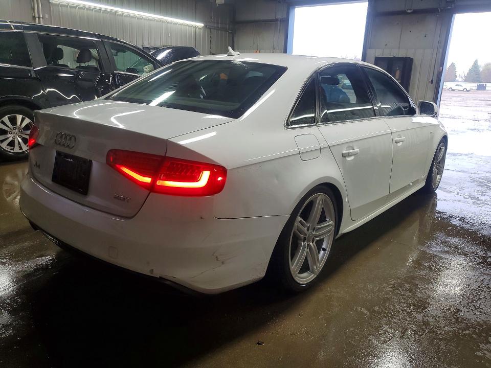 Продаж на аукціоні авто 2015 Audi A4, vin: WAUBFAFL3FN011758, номер лоту: 49635156