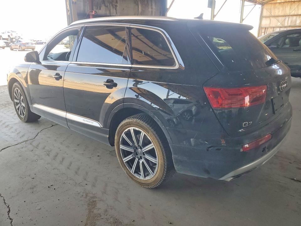 49098896 :رقم المزاد ، WA1AAAF72HD013228 vin ، 2017 Audi Q7 مزاد بيع
