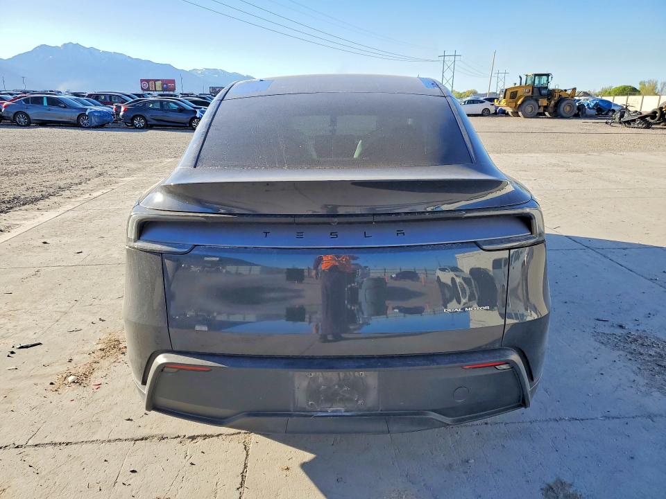 2026 Tesla Model Y მანქანა იყიდება აუქციონზე, vin: 7SAYGDEE0TF390830, აუქციონის ნომერი: 48946266