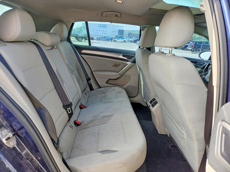 51444376 :رقم المزاد ، 3VW217AUXGM026903 vin ، 2016 Volkswagen Golf مزاد بيع