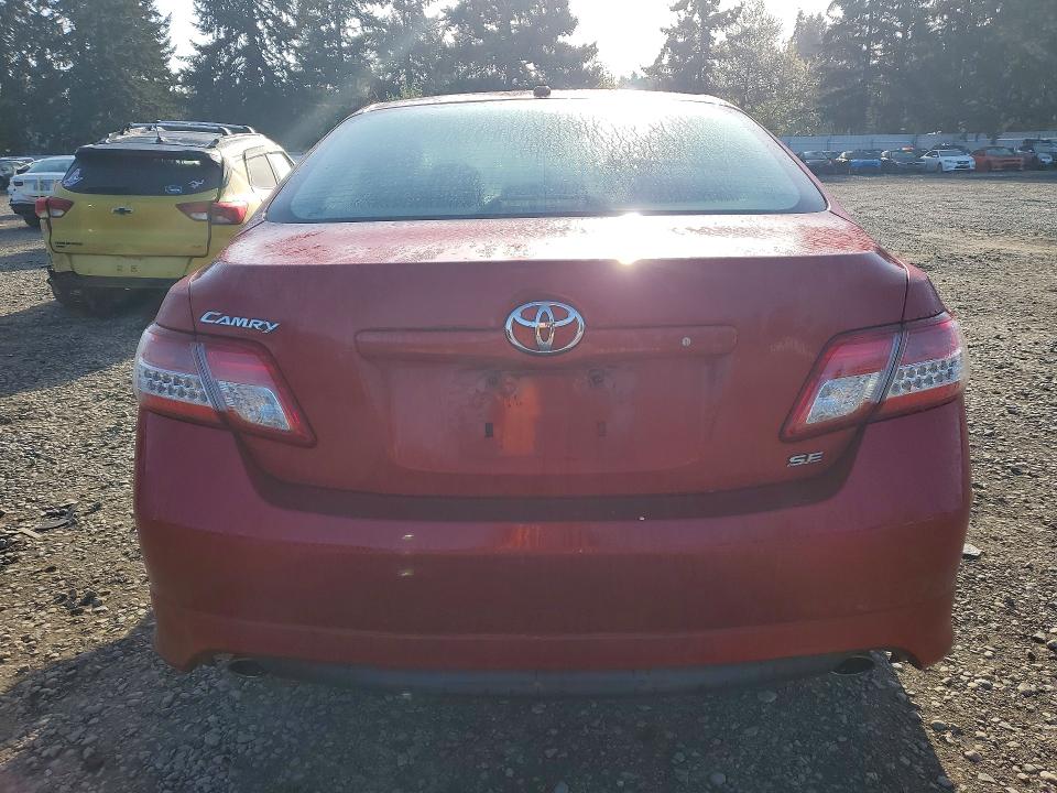 50956346 :رقم المزاد ، 4T1BF3EK7AU511472 vin ، 2010 Toyota Camry مزاد بيع