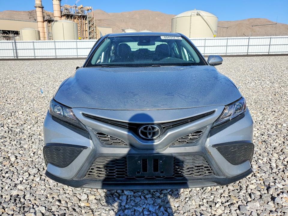 Продаж на аукціоні авто 2021 Toyota Camry, vin: 4T1G11AKXMU543304, номер лоту: 49455216