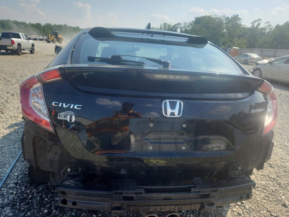 51133686 :رقم المزاد ، SHHFK7H40JU219045 vin ، 2018 Honda Civic مزاد بيع