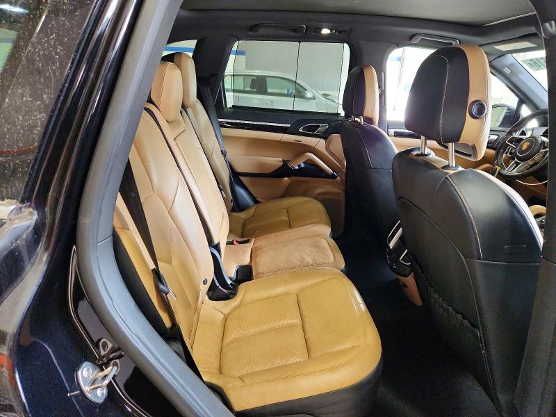 Aukcja sprzedaży 2016 Porsche Cayenne, vin: WP1AA2A23GLA00885, numer aukcji: 48733616