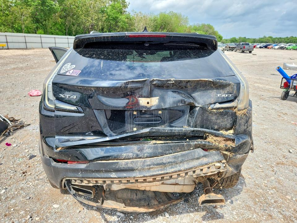 49505096 :رقم المزاد ، 1GYFZER4XMF008512 vin ، 2021 Cadillac Xt4 مزاد بيع