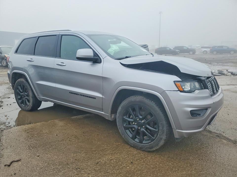 49890136 :رقم المزاد ، 1C4RJFAG5JC360478 vin ، 2018 Jeep Grand Cherokee مزاد بيع