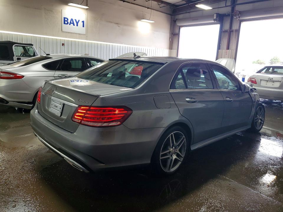 Продажа на аукционе авто 2015 Mercedes-benz E, vin: WDDHF8JB1FB124815, номер лота: 49937846