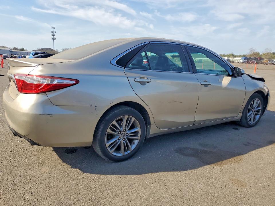 2016 Toyota Camry მანქანა იყიდება აუქციონზე, vin: 4T1BF1FK9GU239924, აუქციონის ნომერი: 49722646