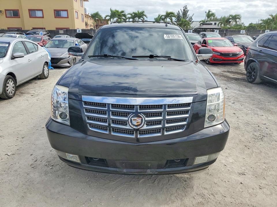 50105136 :رقم المزاد ، 1GYS4BEF5CR122952 vin ، 2012 Cadillac Escalade مزاد بيع
