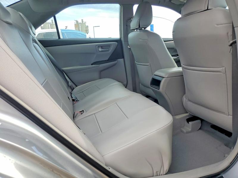 49441176 :رقم المزاد ، 4T1BF1FK1FU039537 vin ، 2015 Toyota Camry مزاد بيع