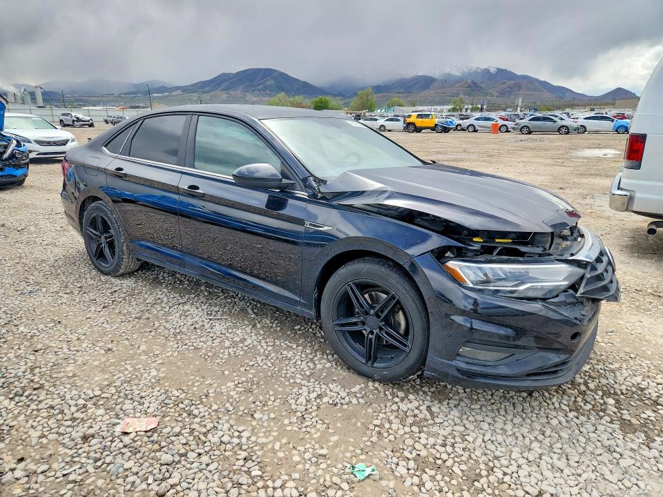 Продажа на аукционе авто 2019 Volkswagen Jetta, vin: 3VWC57BUXKM240063, номер лота: 51700096