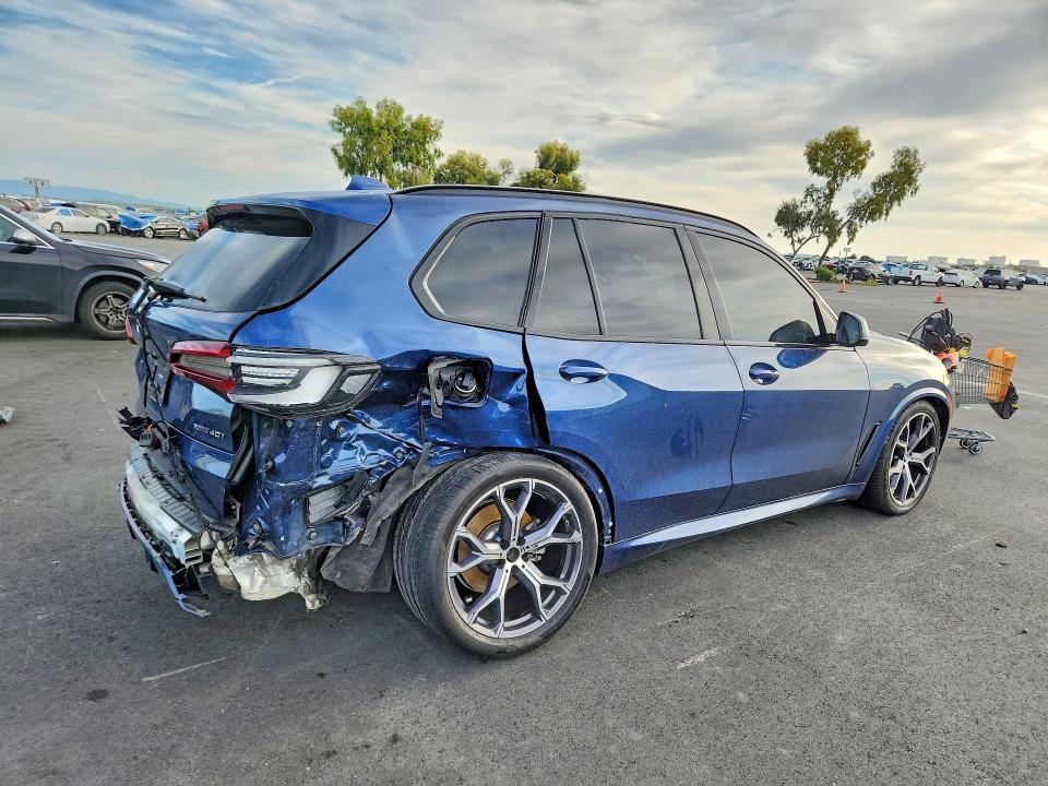 49869116 :رقم المزاد ، 5UXCR6C03N9M75046 vin ، 2022 Bmw X5 مزاد بيع