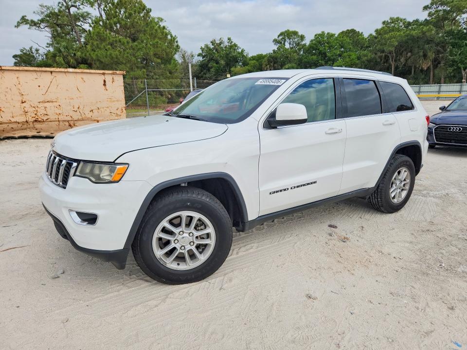49895406 :رقم المزاد ، 1C4RJEAG3JC481083 vin ، 2018 Jeep Grand Cherokee مزاد بيع
