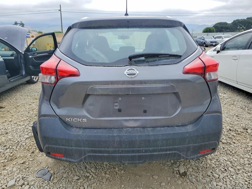48502506 :رقم المزاد ، 3N1CP5CU1JL521367 vin ، 2018 Nissan Kicks مزاد بيع