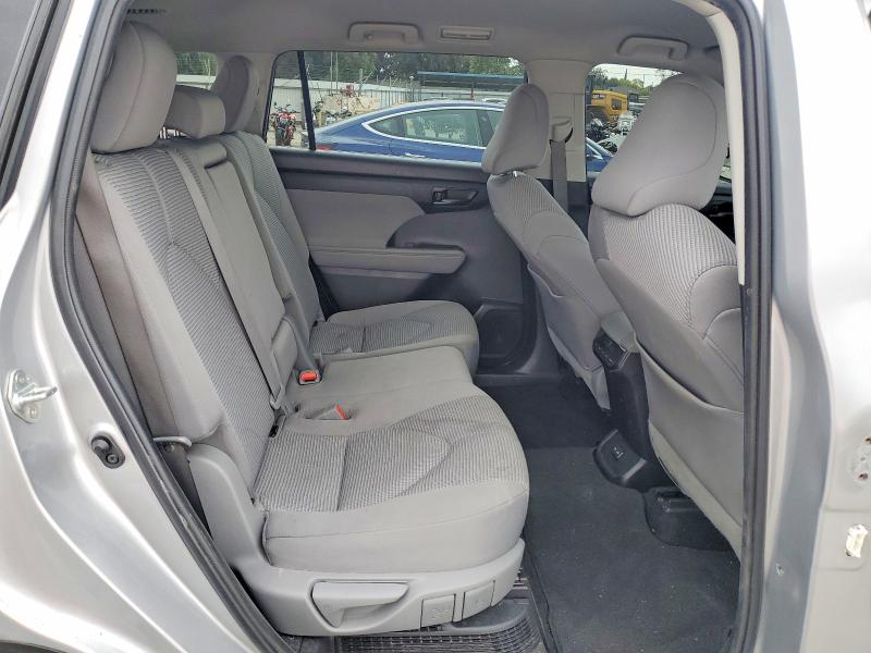 Aukcja sprzedaży 2022 Toyota Highlander, vin: 5TDBBRCH5NS558780, numer aukcji: 50601896