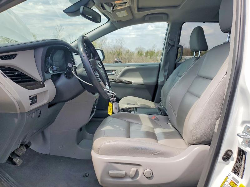 Продажа на аукционе авто 2019 Toyota Sienna, vin: 5TDYZ3DC5KS010697, номер лота: 49157566