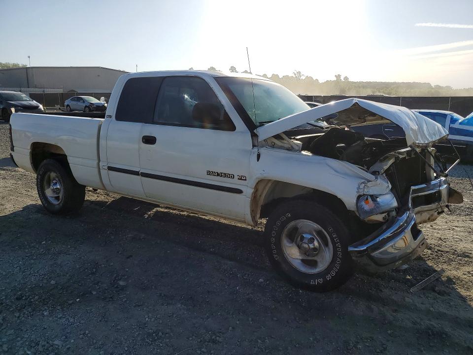 2001 Dodge Ram 1500 მანქანა იყიდება აუქციონზე, vin: 3B7HC13Z31G240246, აუქციონის ნომერი: 50797576
