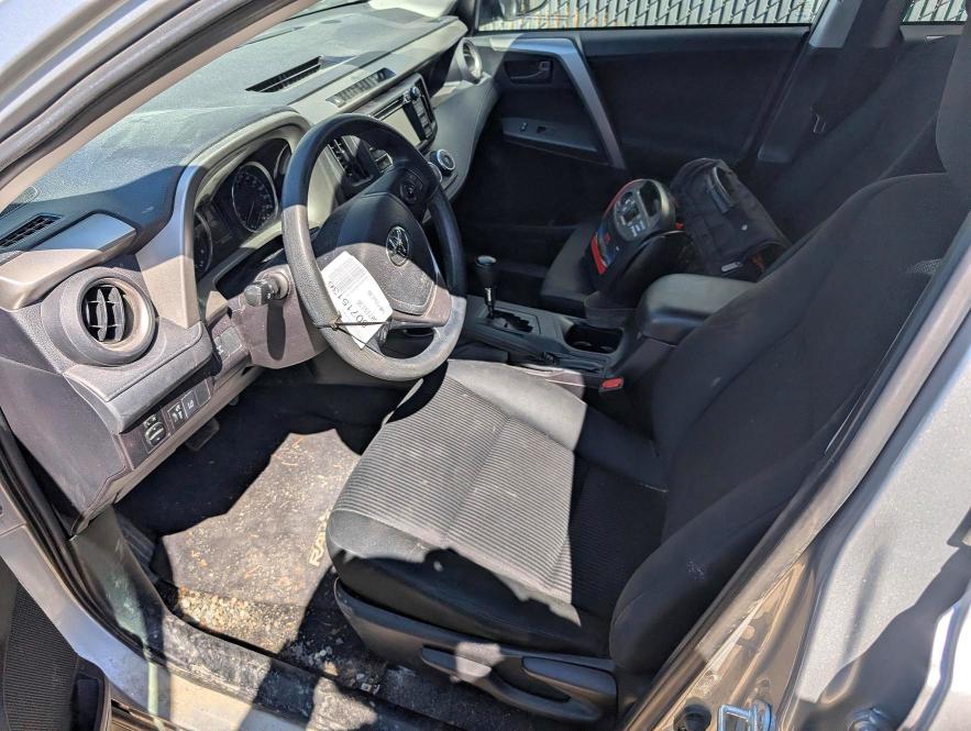 Продаж на аукціоні авто 2018 Toyota Rav4, vin: 2T3BFREV4JW765497, номер лоту: 50715136