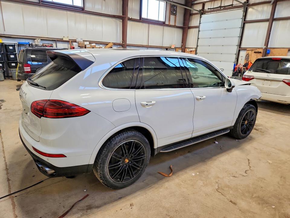 2016 Porsche Cayenne მანქანა იყიდება აუქციონზე, vin: WP1AA2A20GLA04621, აუქციონის ნომერი: 48494976