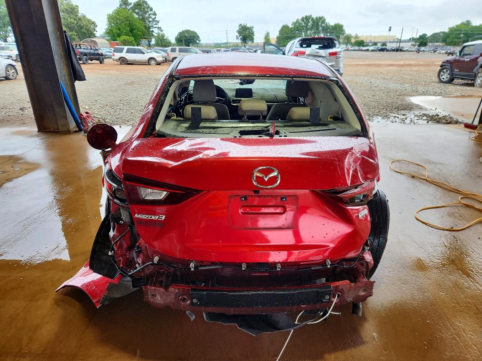 Продажа на аукционе авто 2018 Mazda 3, vin: 3MZBN1U7XJM207823, номер лота: 51556046