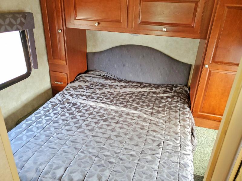 Aukcja sprzedaży 2012 Winnibago Recreational Vehicle (rv), vin: 1F64F5DY0C0A06885, numer aukcji: 49433786